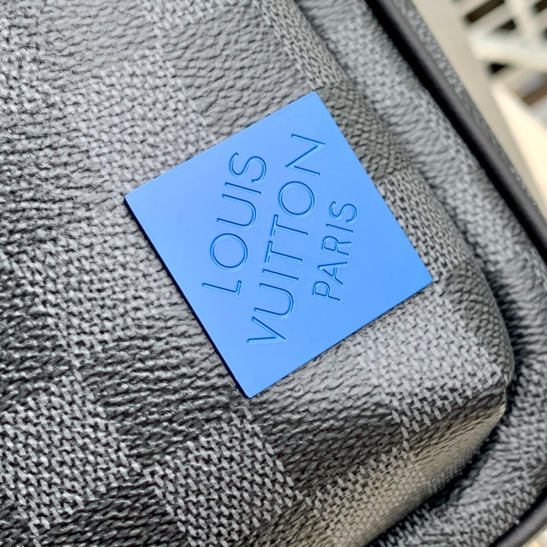 LOUIS VUITTON AVENUE SLINGBAG 31 IN BLACK AND GREY DAMIER GRAPHITA CANVAS CALFSKIN