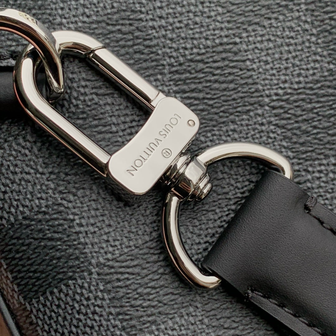 LOUIS VUITTON AVENUE SLINGBAG 31 IN BLACK AND GREY DAMIER GRAPHITA CANVAS CALFSKIN