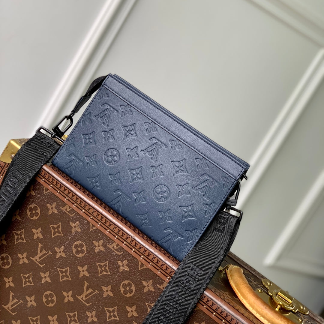 LOUIS VUITTON POCHETTE VOYAGE 22 IN DARK BLUE MONOGRAM SHADOW CALFSKIN