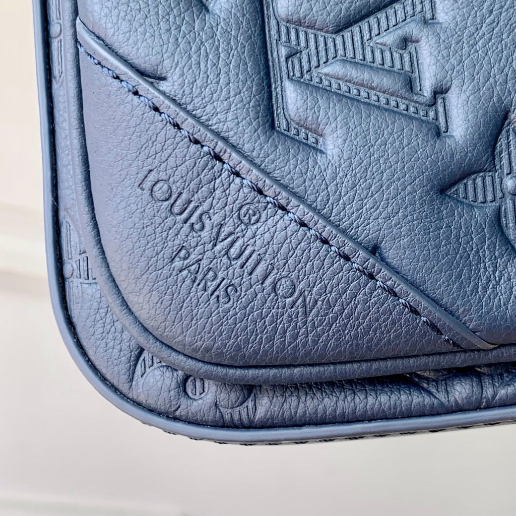 LOUIS VUITTON TRIO MESSENGER 25 IN BLUE MONOGRAM SHADOW CALFSKIN