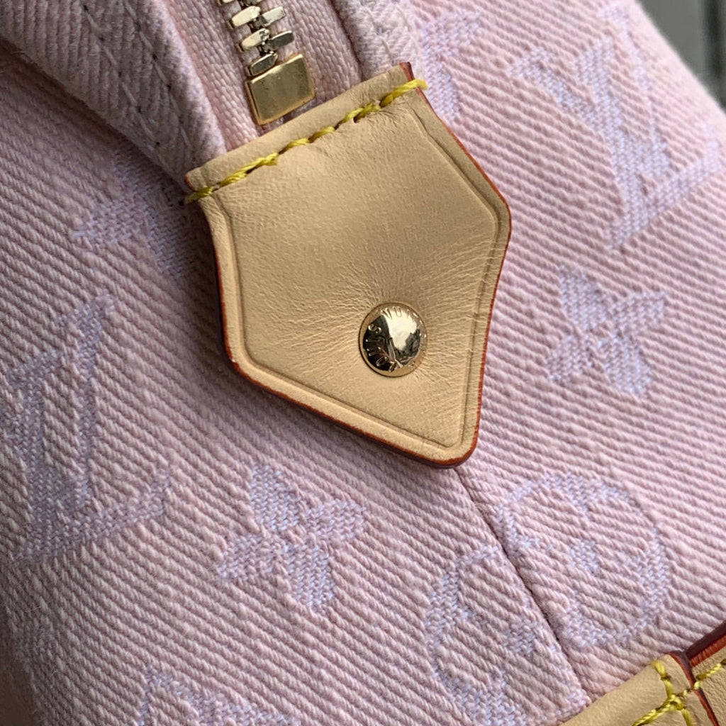 LOUIS VUITTON COSMETIC POUCH 27 IN PINK MONOGRAM DENIM GOLD HARDWARE