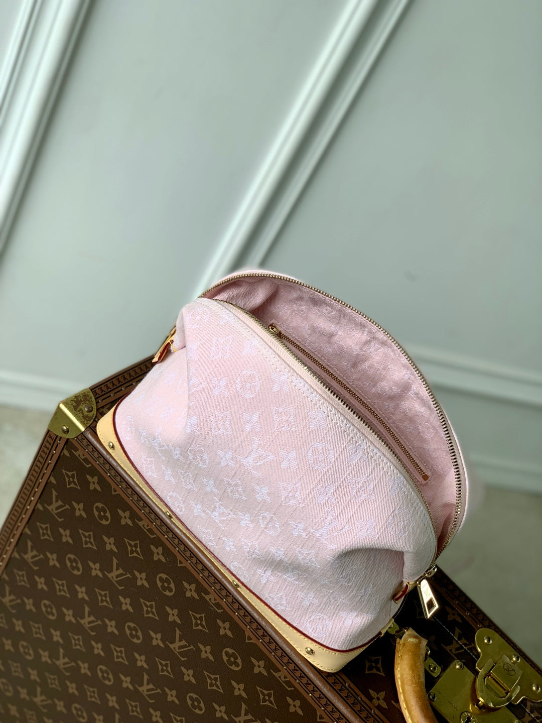 LOUIS VUITTON COSMETIC POUCH 27 IN PINK MONOGRAM DENIM GOLD HARDWARE