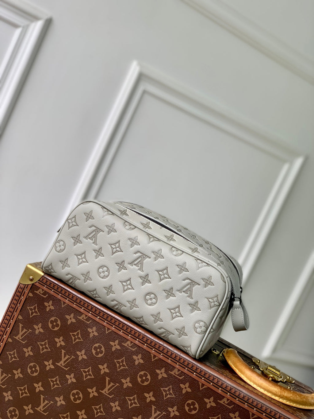 LOUIS VUITTON DOPP KIT 28 IN LIGHT GREY MONOGRAM SHADOW CALFSKIN