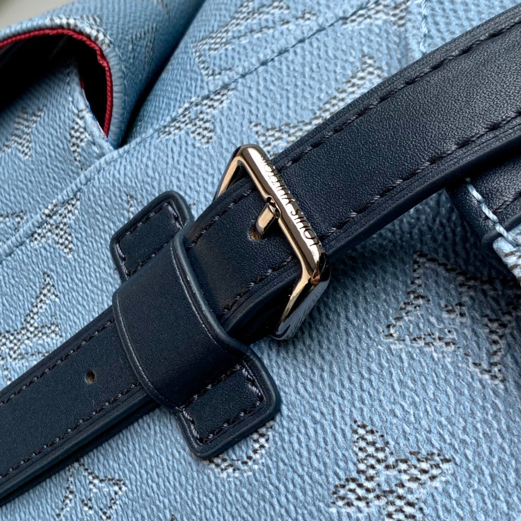 LOUIS VUITTON CHRISTOPHER MM BACKPACK 44 IN SKY BLUE MONOGRAM HERITAGE CANVAS BLACK CALFSKIN