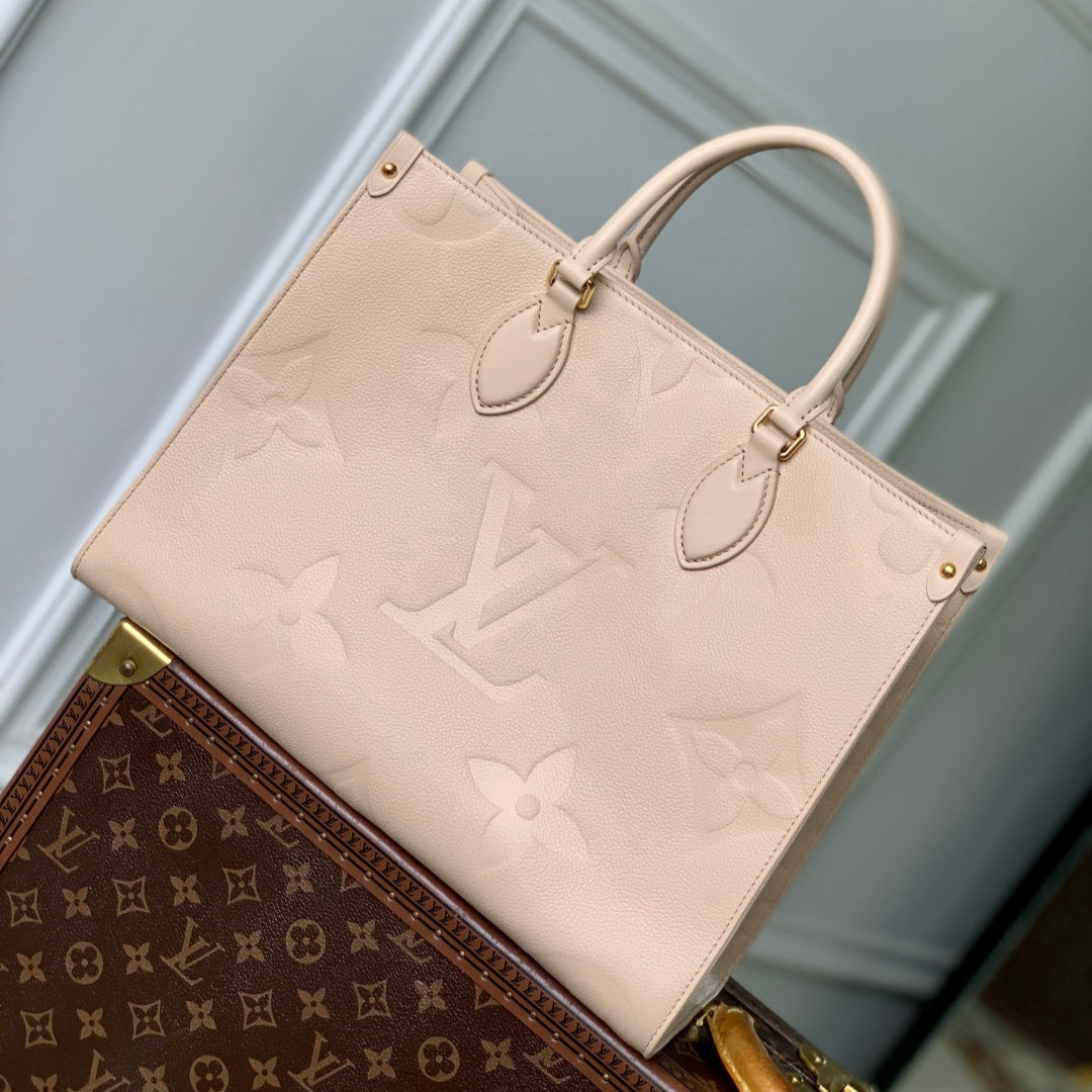 LOUIS VUITTON ONTHEGO MM 35 IN  BLUSH PINK MONOGRAM CALFSKIN