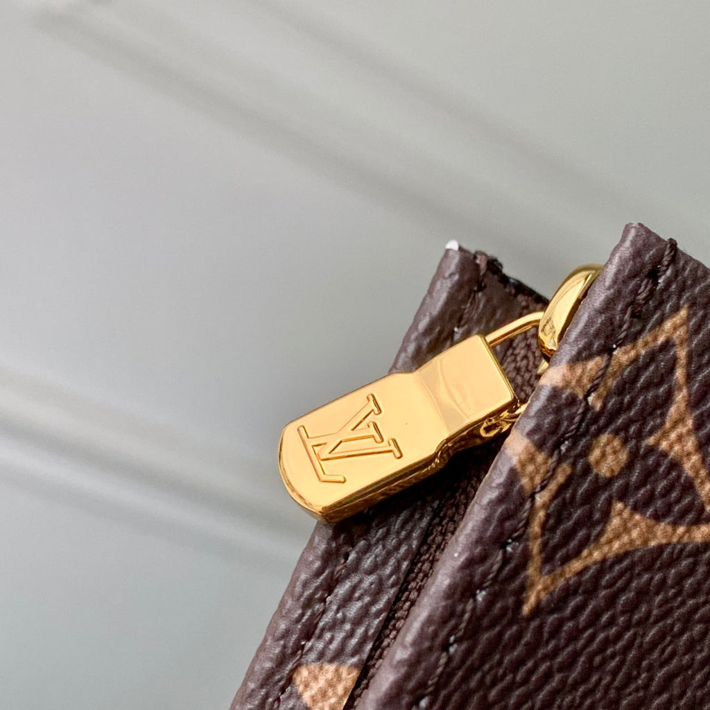 LOUIS VUITTON RIO TOILET POUCH 25 IN BROWN CANVAS MONOGRAM GOLD LOCK