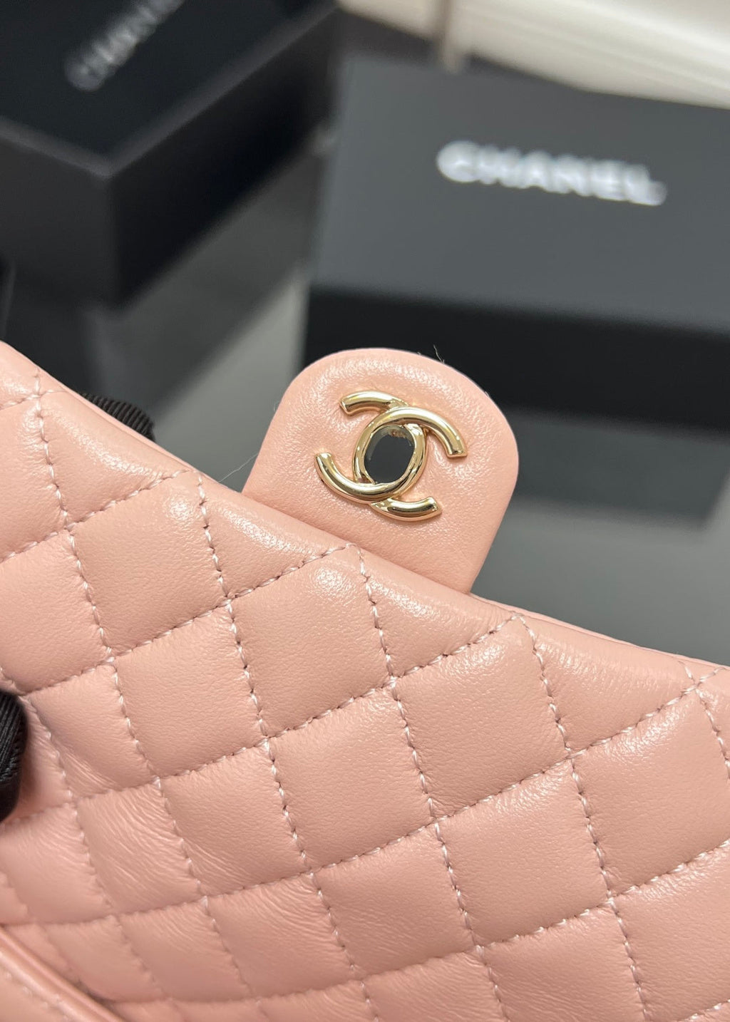 CHANEL 25S FLAP CHARM BAG 13 IN PEACH PINK LAMBSKIN
