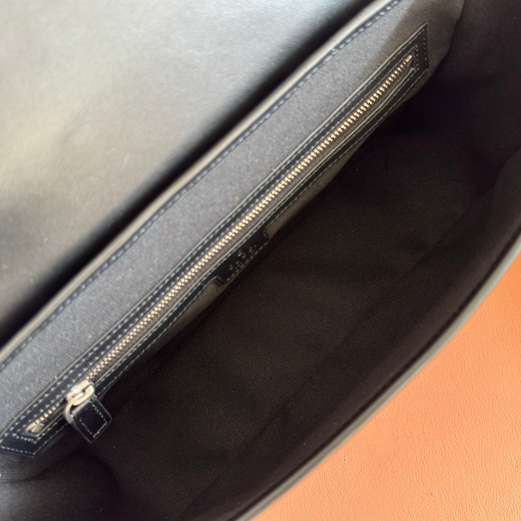 GUCCI 26S CROSSBODY BAG 33 IN BLACK EMBOSSED CALFSKIN