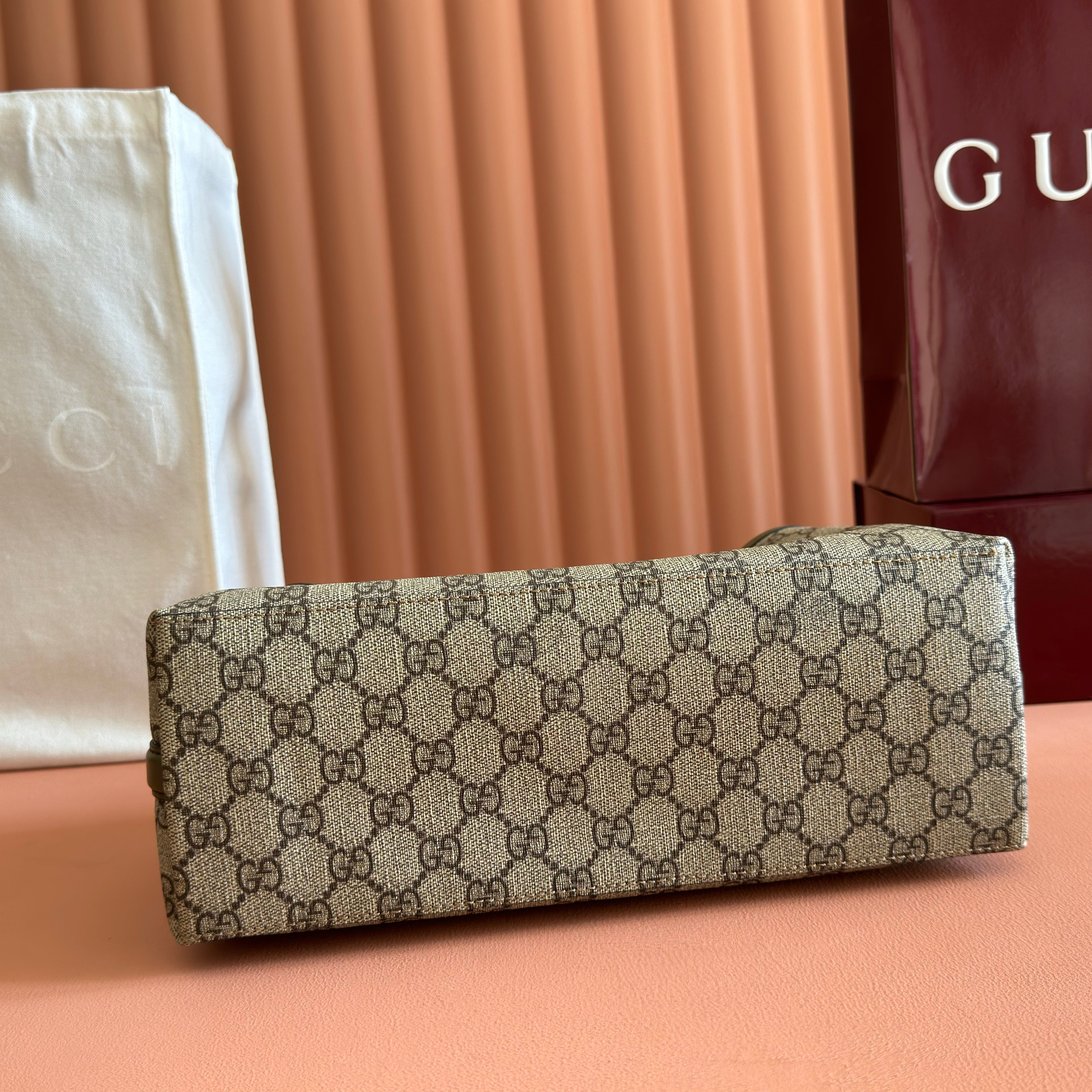 GUCCI 26S TOTE BAG 30 IN DARK BEIGE AND MOSS GREEN CANVAS