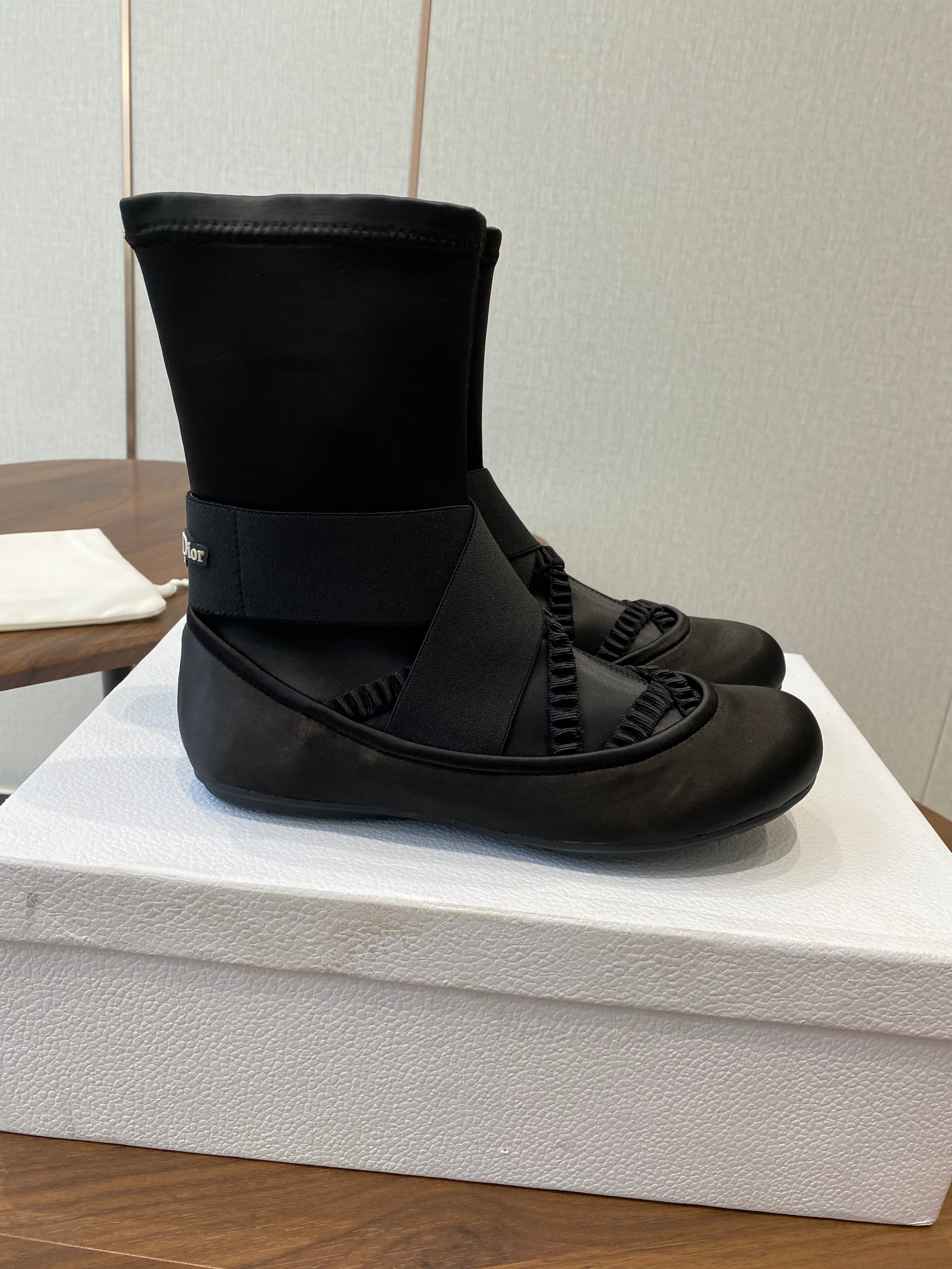 DIOR 25S STRETCH BALLET BOOTS IN BLACK FULL SATIN