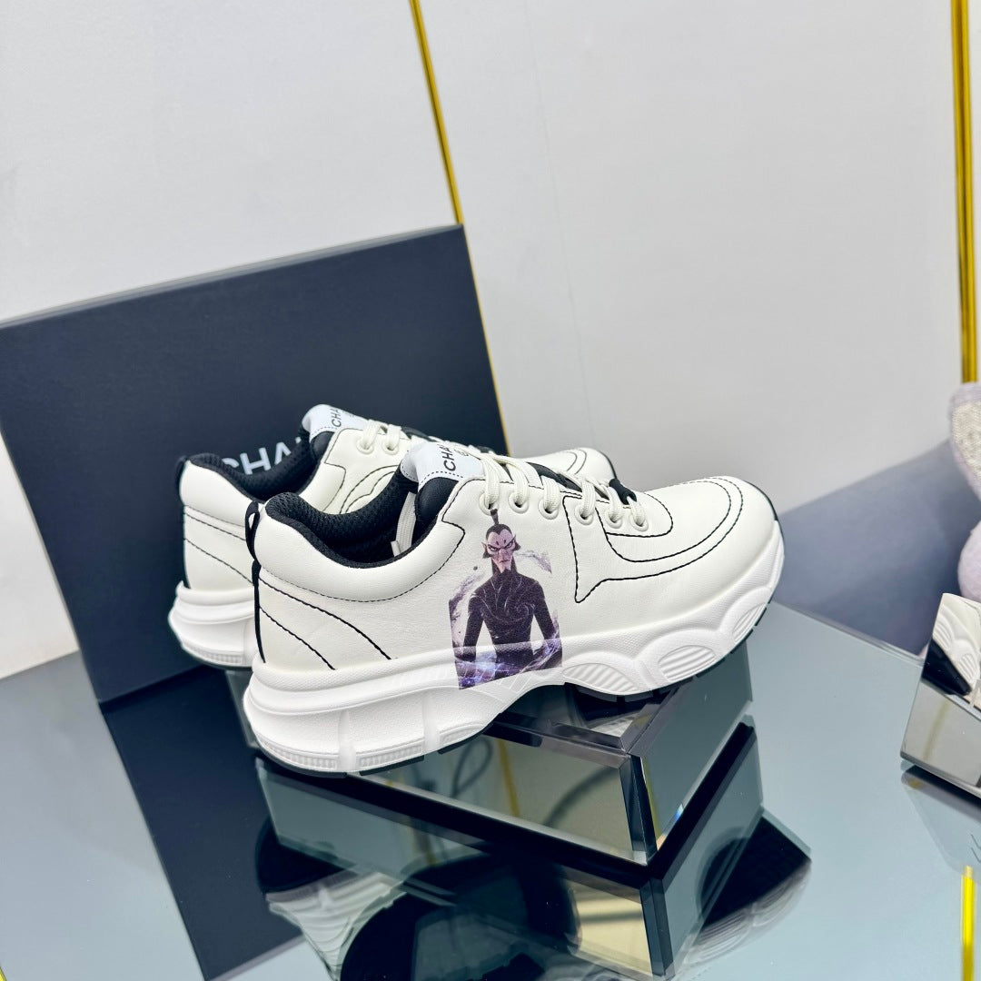 CHANEL TRAINERS SNEAKER IN WHITE CALFSKIN WITH STICKER 238625