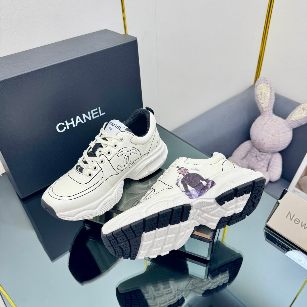 CHANEL TRAINERS SNEAKER IN WHITE CALFSKIN WITH STICKER 238625