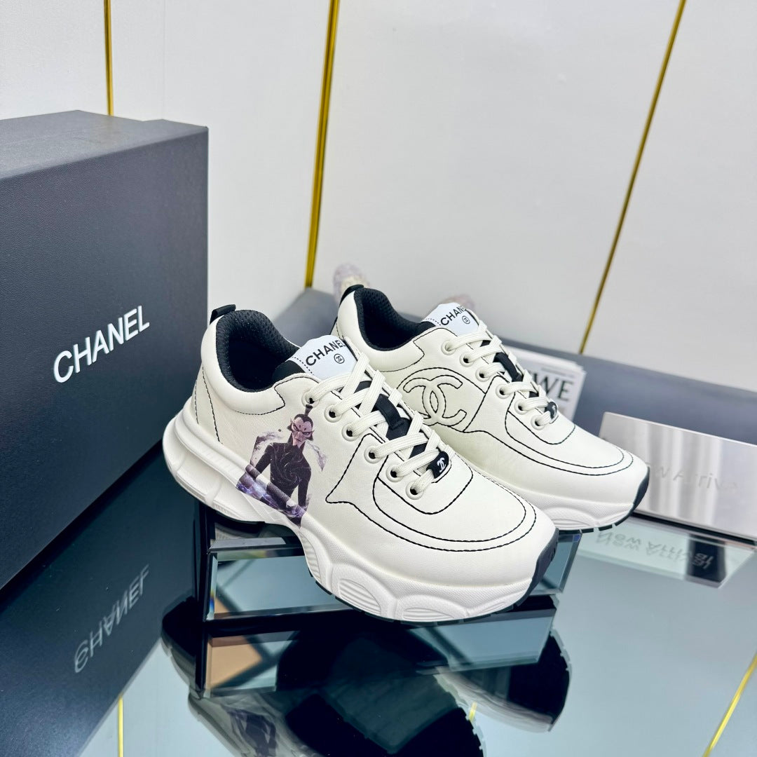CHANEL TRAINERS SNEAKER IN WHITE CALFSKIN WITH STICKER 238625