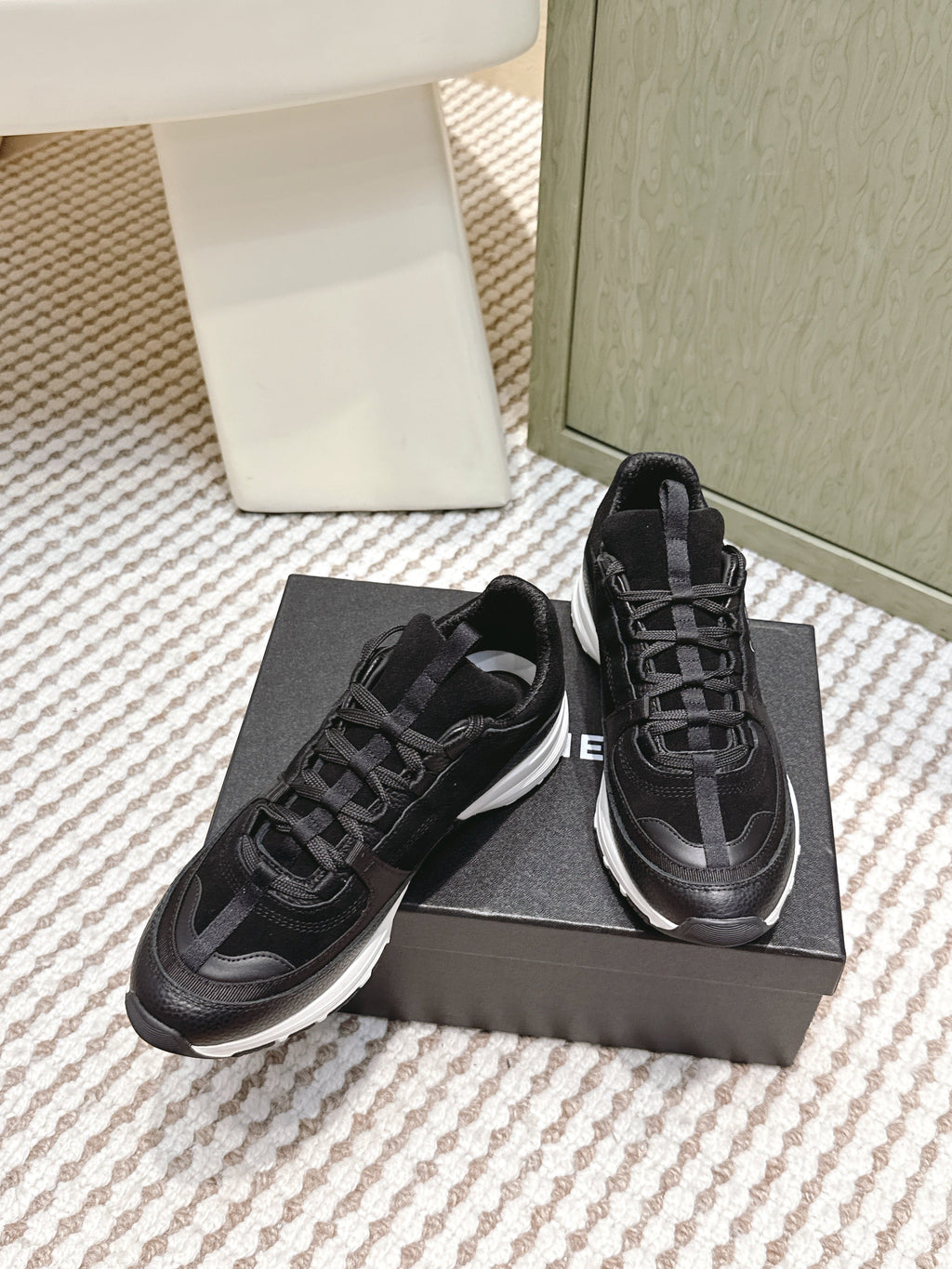 CHANEL 25S LUXURY SNEAKERS IN BLACK CALFSKIN AND SUEDE