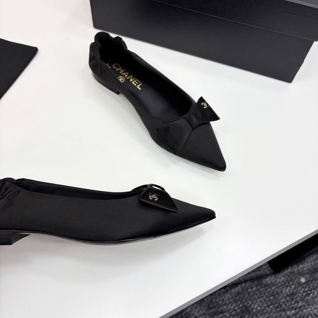 CHANEL BALLET FLATS 25S IN BLACK SATIN WITH BOW