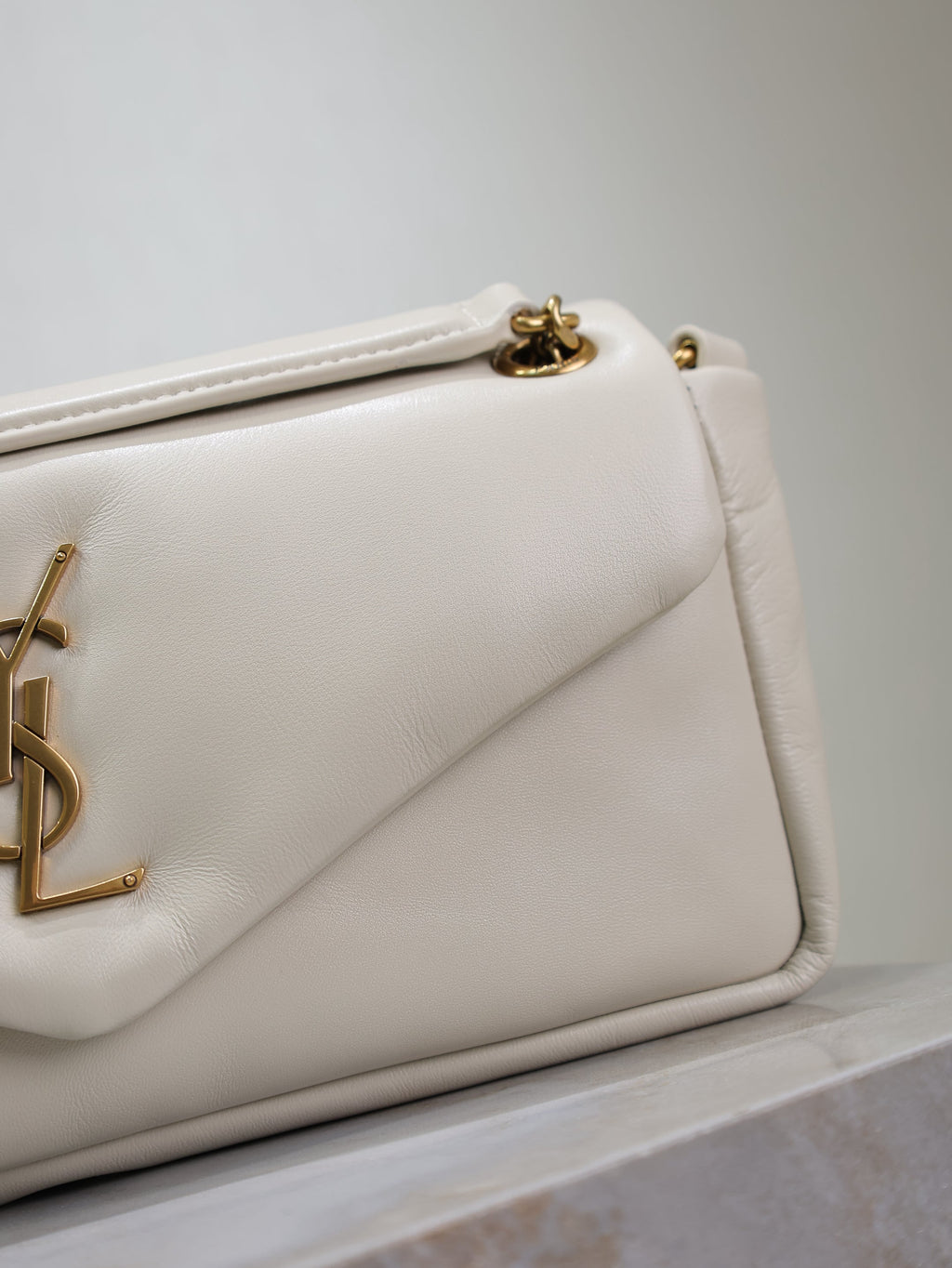 YSL 25S CALYPSO HANDBAG 26 IN IVORY LAMBSKIN GOLD HARDWRE