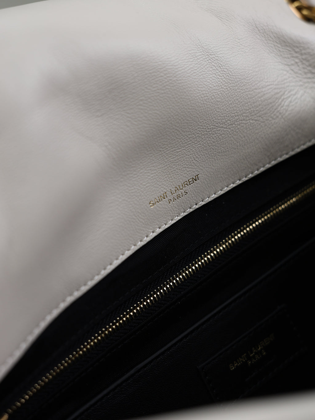 YSL 25S JAMIE 4.3 29 IN BLANC VINTAGE LAMBSKIN GOLD HARDWRE