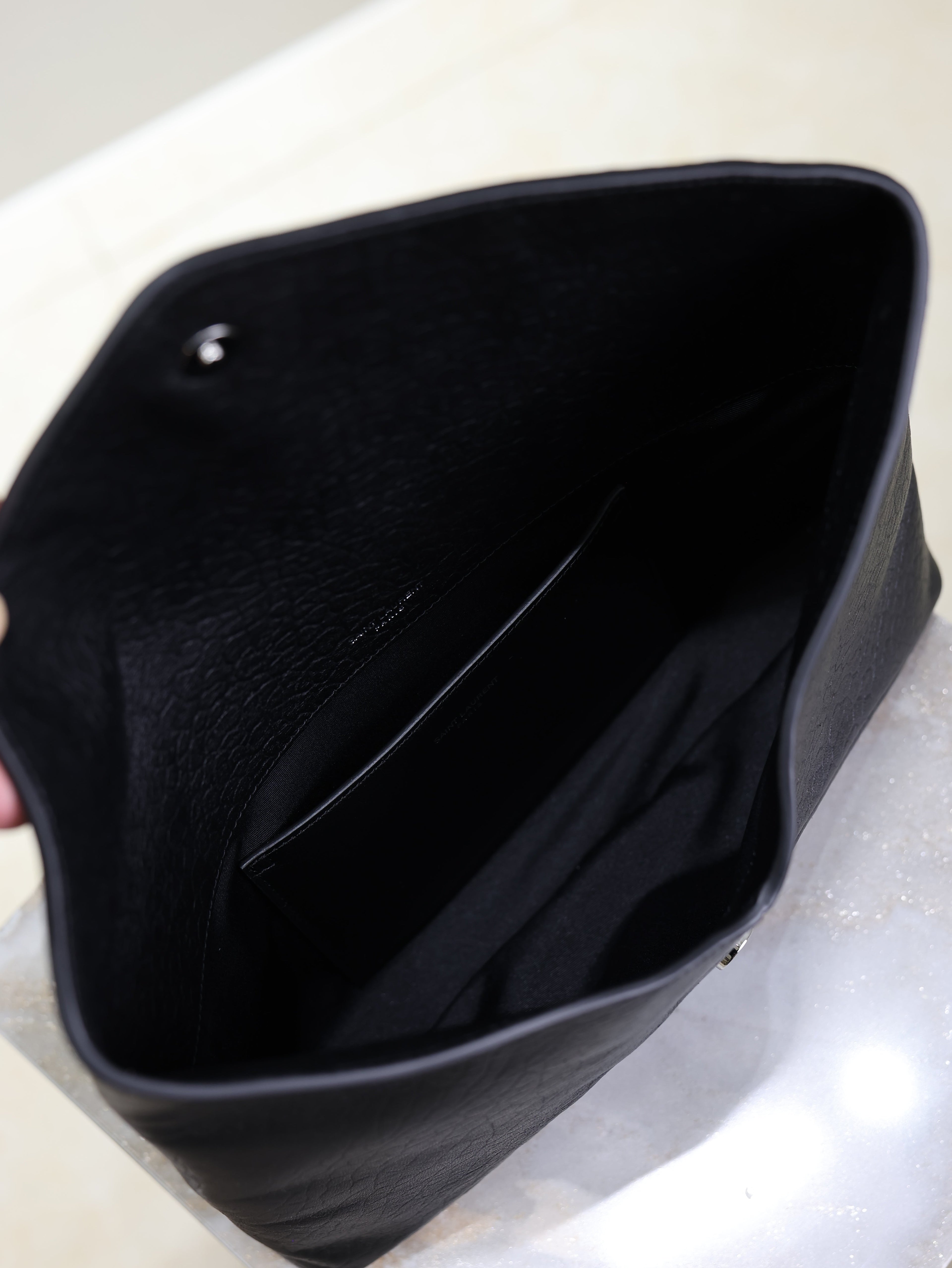YSL 25S CASSANDRE LARGE ENVELOPE POUCH 29 IN BLACK CALFSKIN GRAY HARDWARE