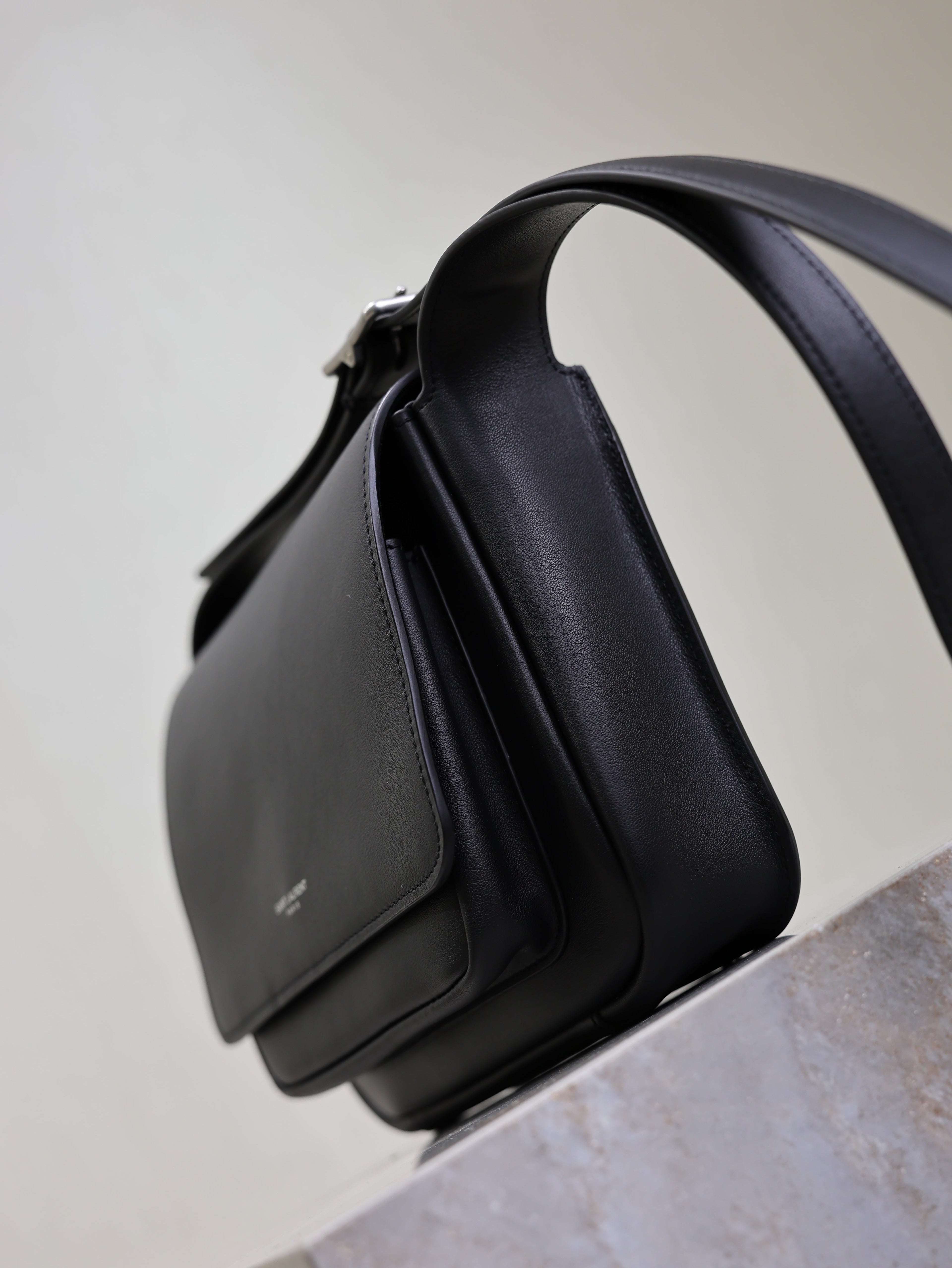 YSL 25S NIKI BABY 22 IN BLACK CALFSKIN