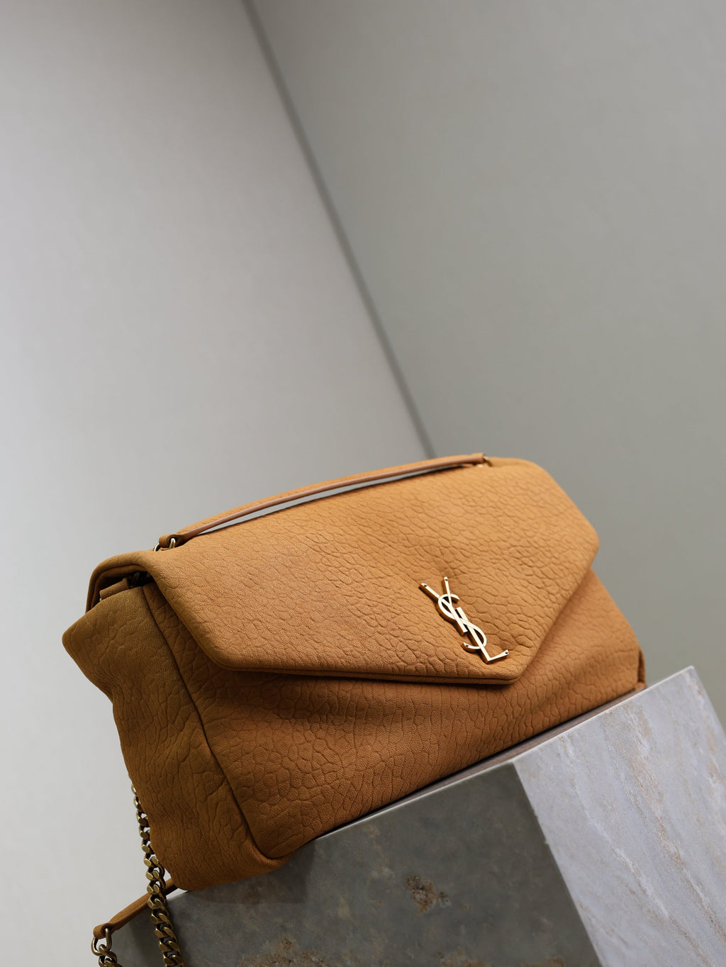 YSL 25S CALYPSO GM 38 IN BURNT ORANGE GRAINED CALFSKIN GOLD HARDWARE