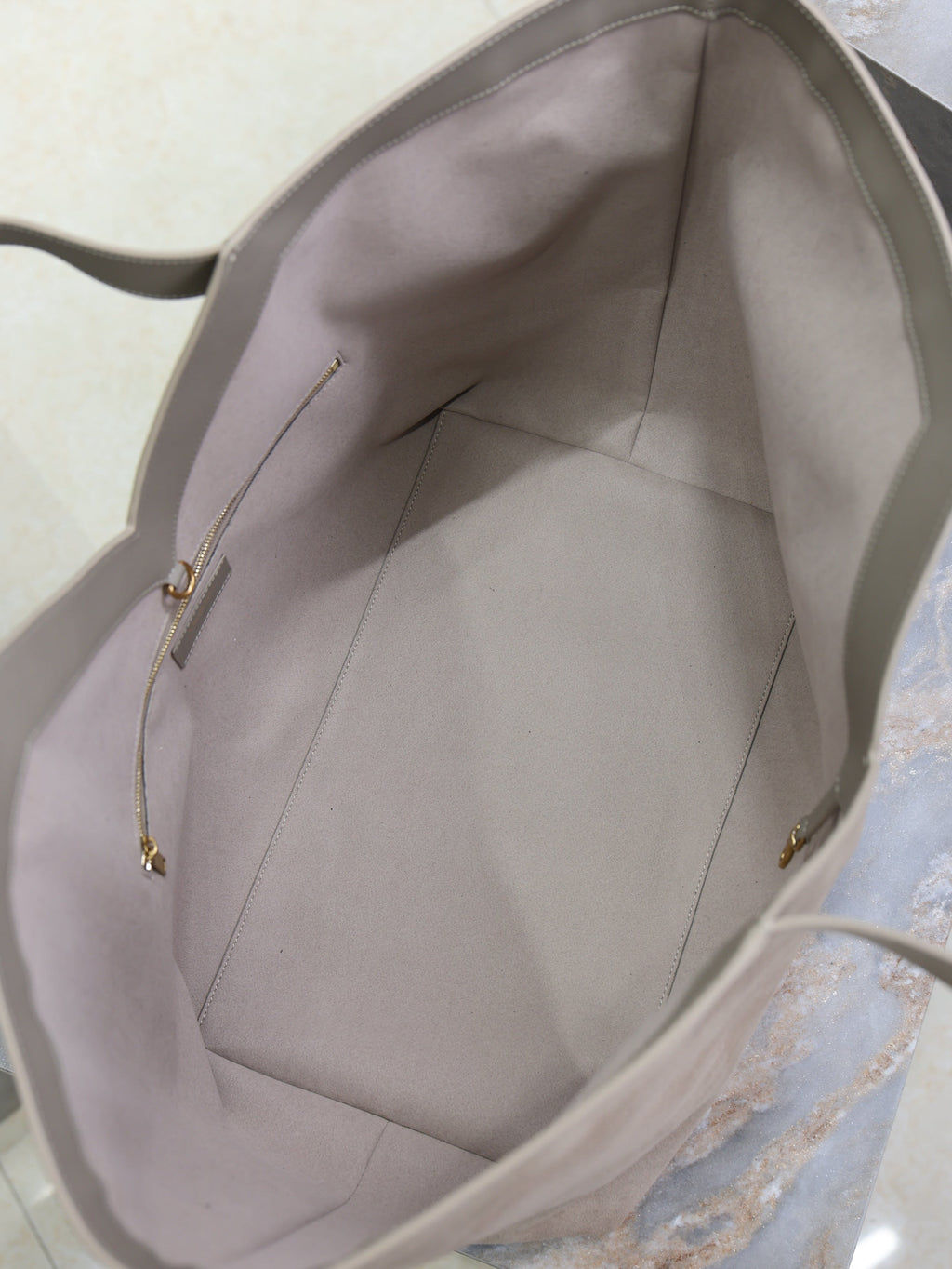 YSL 25S Y MAXI TOTE 50 IN DRY GRAIN SUEDE GOLD HARDWRE