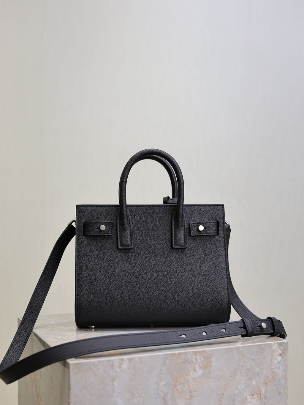 YSL 25S SAC DE JOUR 22 IN BLACK GRAINED CALFSKIN SILVER HARDWARE
