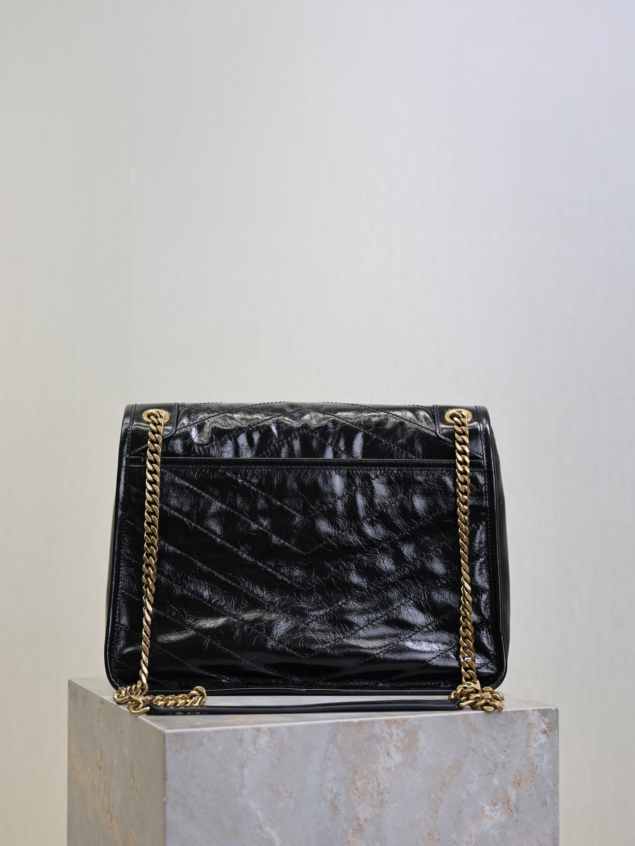 YSL 25S NIKI GM BAG 32 IN BLACK GLOSSY CALFSKIN GOLD HARDWRE