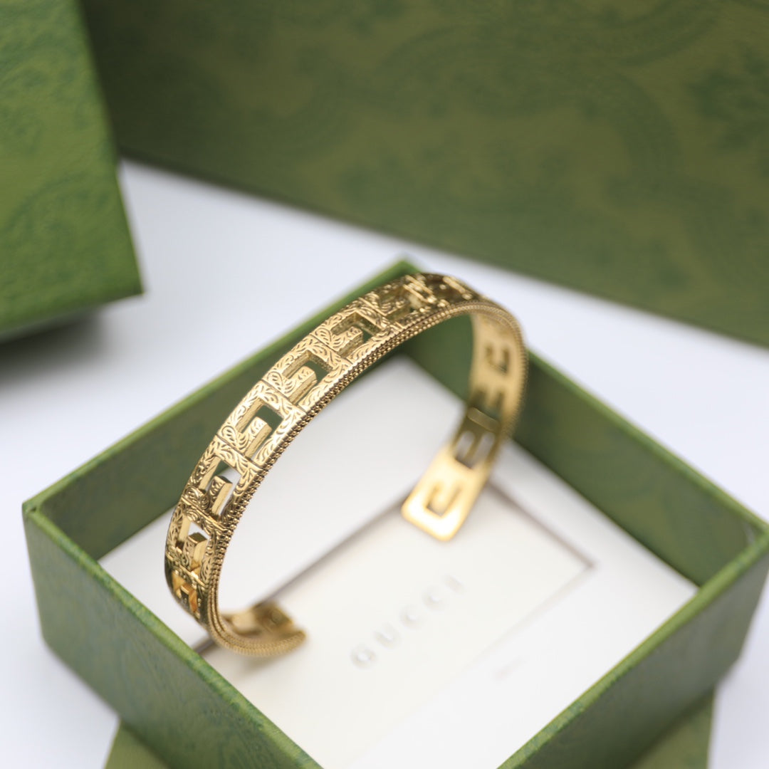 18K Double Gucci Cube Bracelet