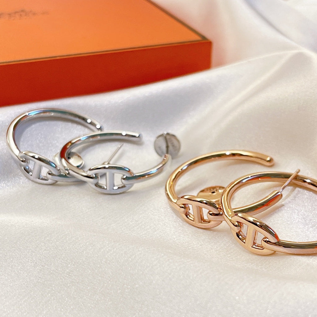 18K Chaine D'Ancre Hermes Earrings