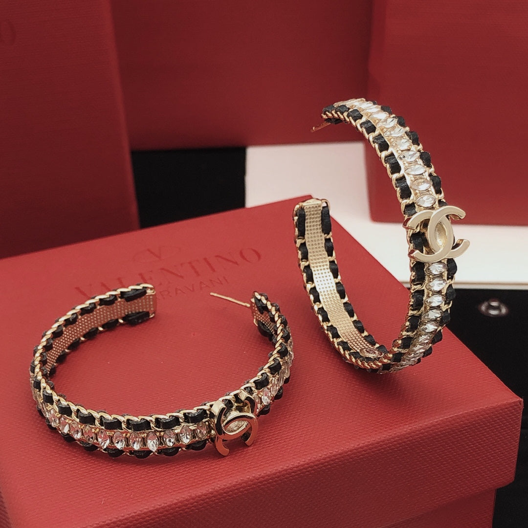 18K  Chanel Strass Earrings