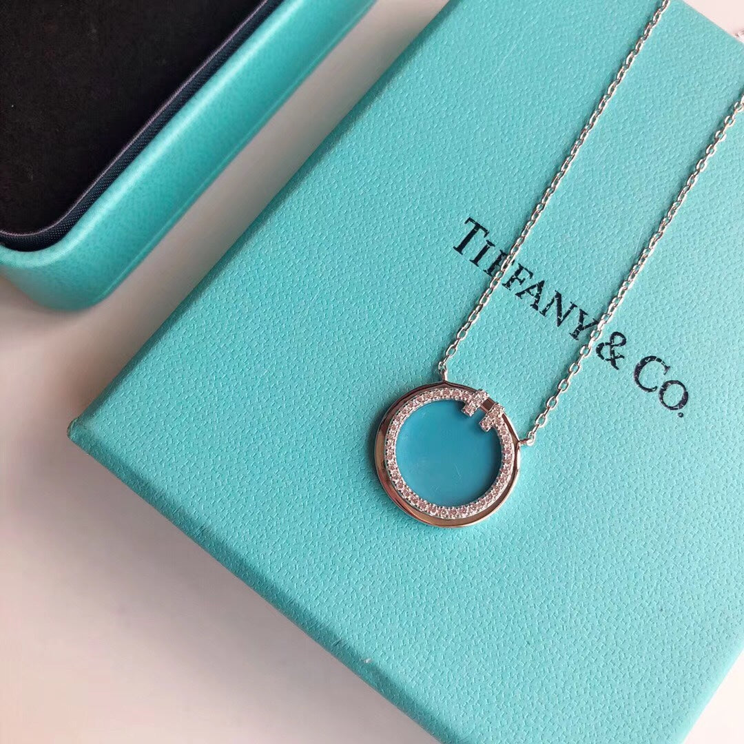 18K Tiffany Diamond & Turquoise Circle Pendant Necklace