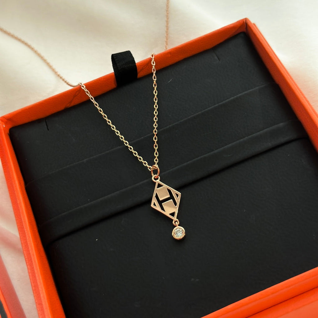 18K Gambade Pendant Hermes Necklace