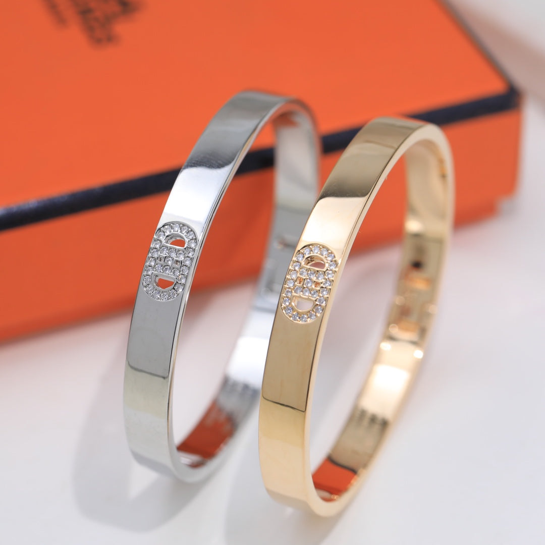 18K Hermes Diamonds Bracelet