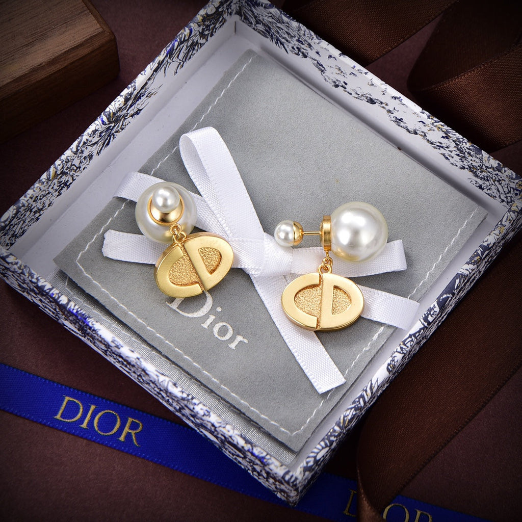 18K Dior Tribales Pearls Earrings