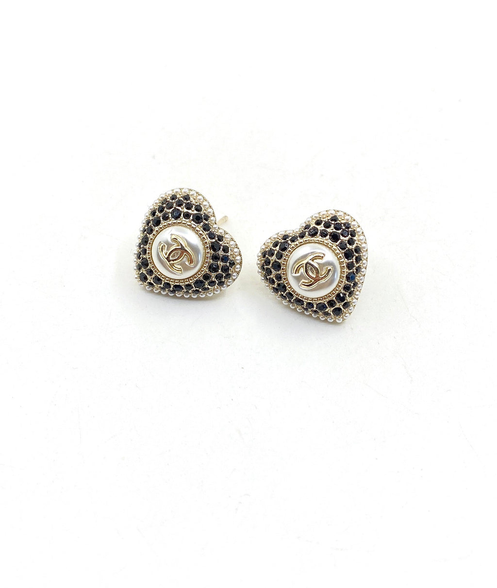 18K  Chanel Heart Crystals Earrings