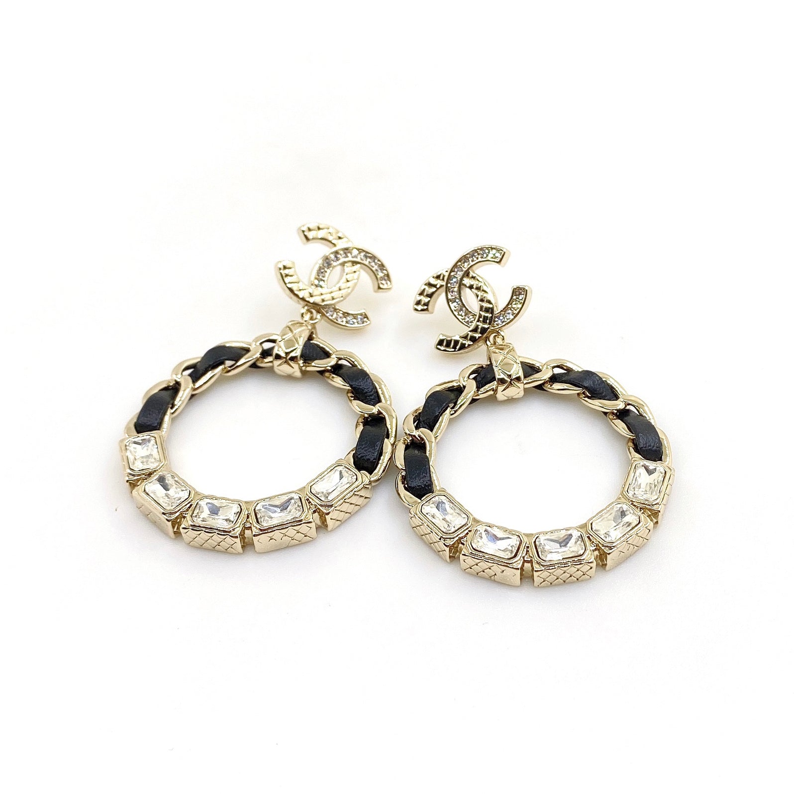 18K  Chanel Round Crystals Earrings