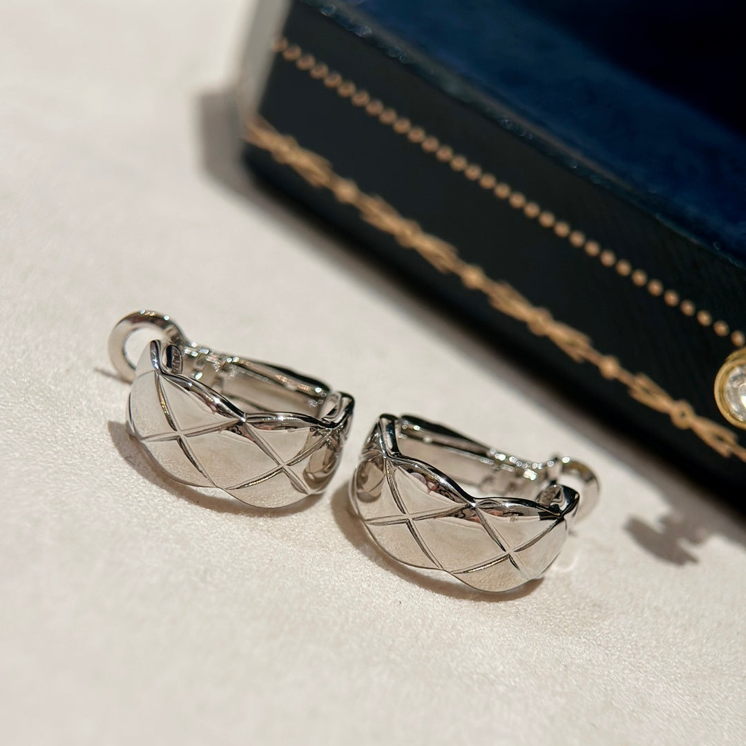 18K  Chanel Coco Crush Earrings