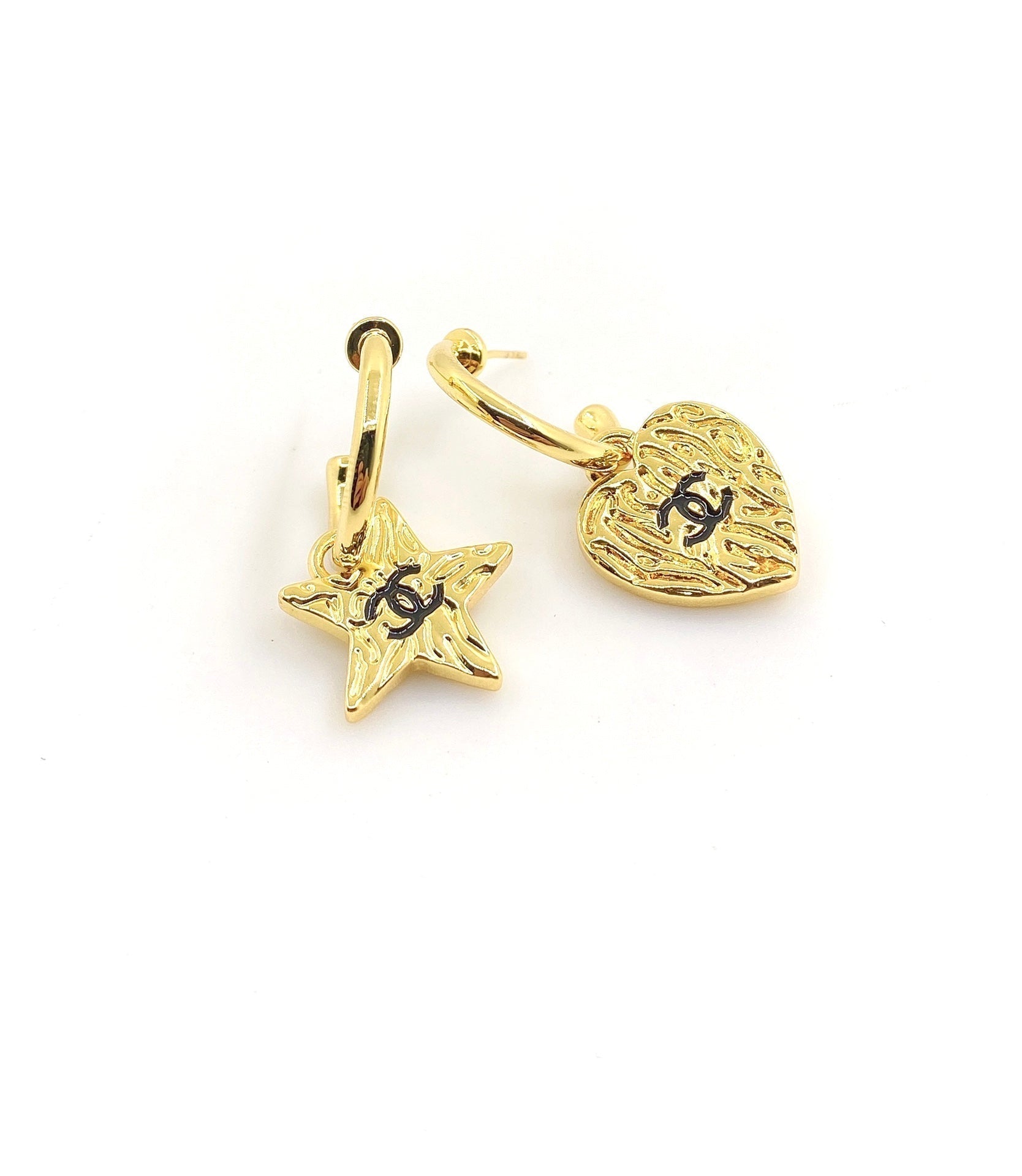 18K  Chanel Heart Star Earrings