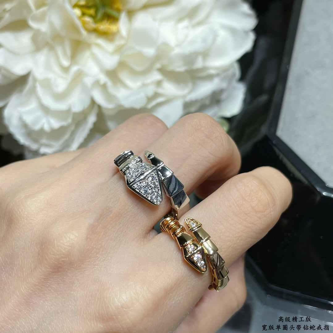 18K BVLGARI Serpenti Viper Head Diamond Ring