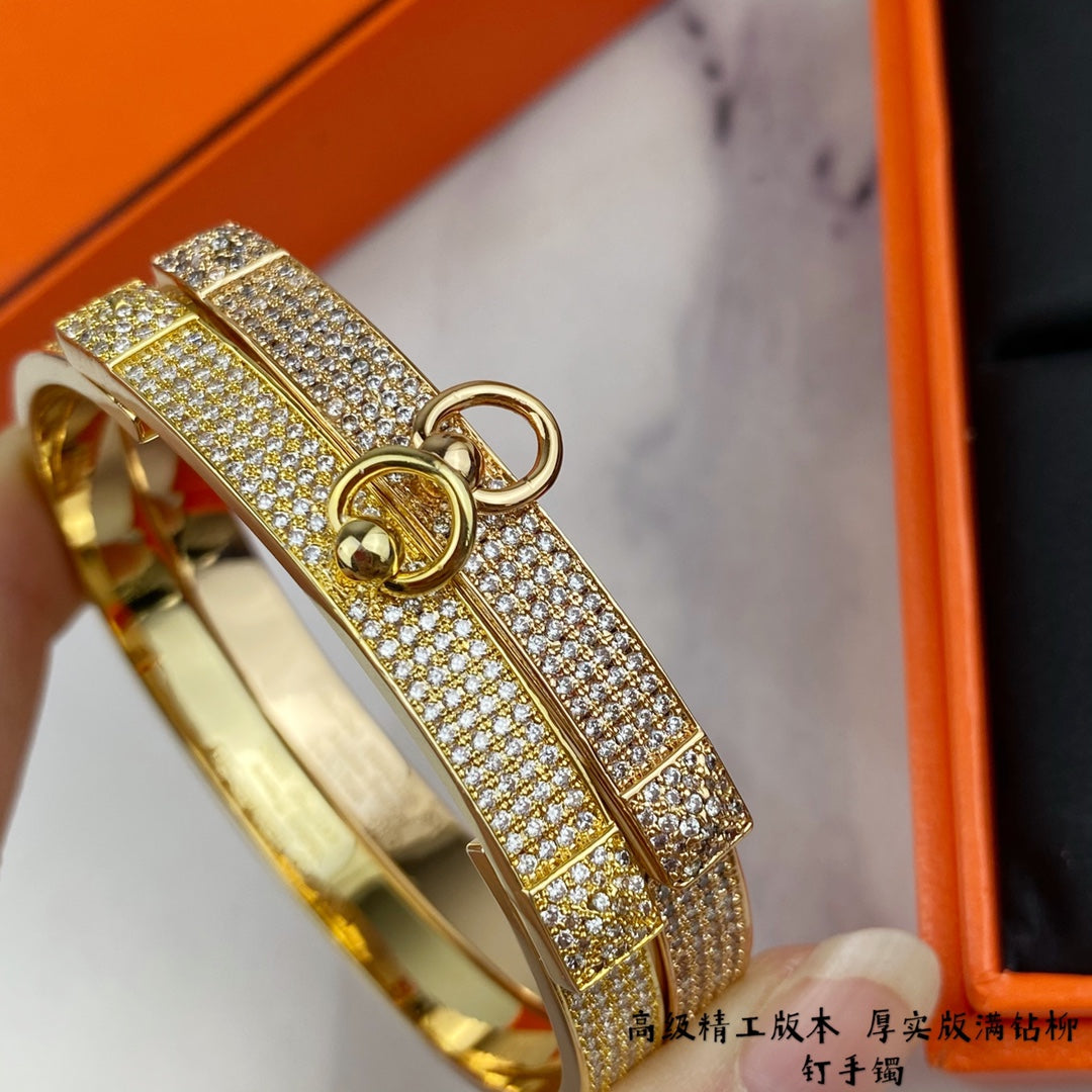 18K Collier De Chien Diamond Hermes Bracelet