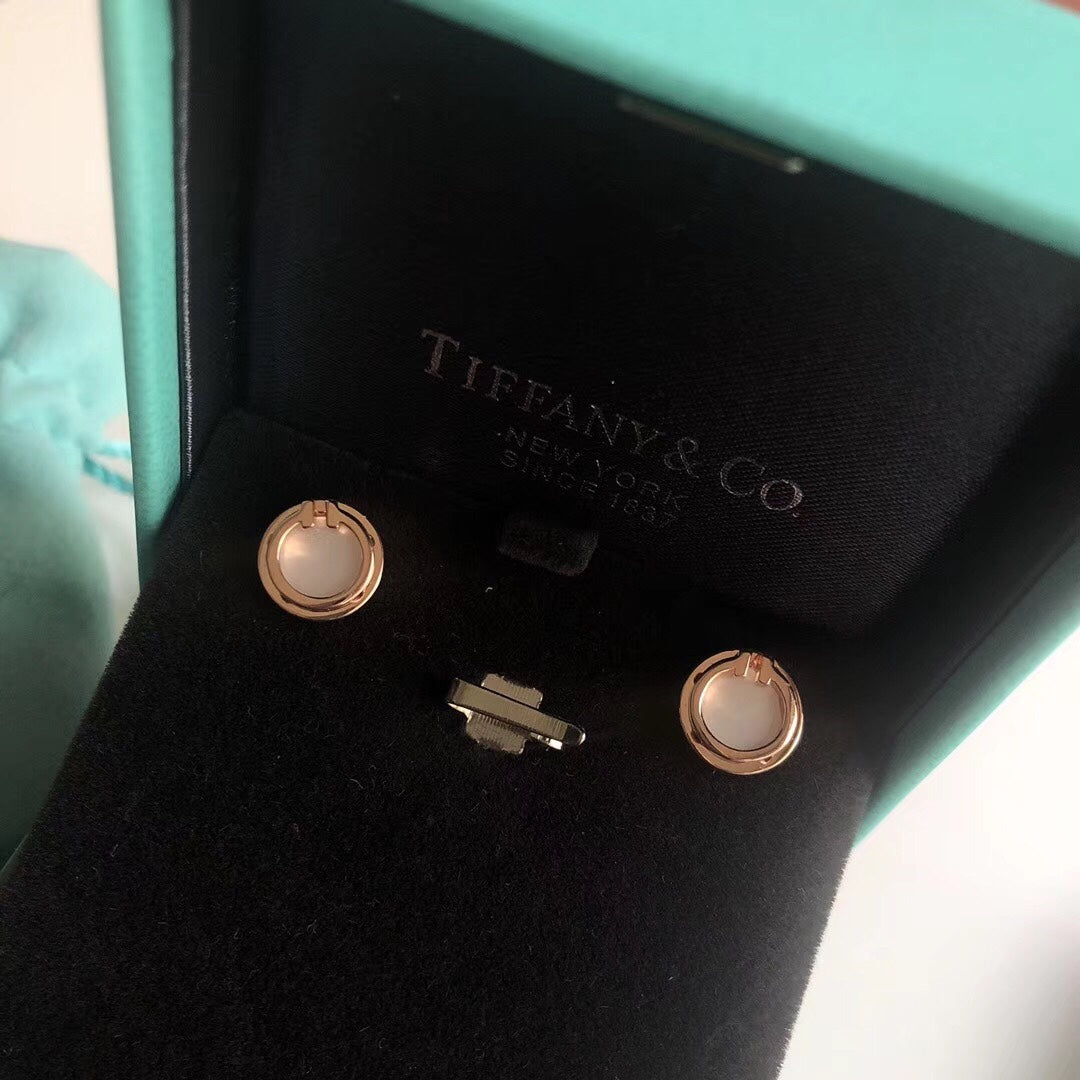 18K Tiffany Mother-Of-Pearl Circle Earrings