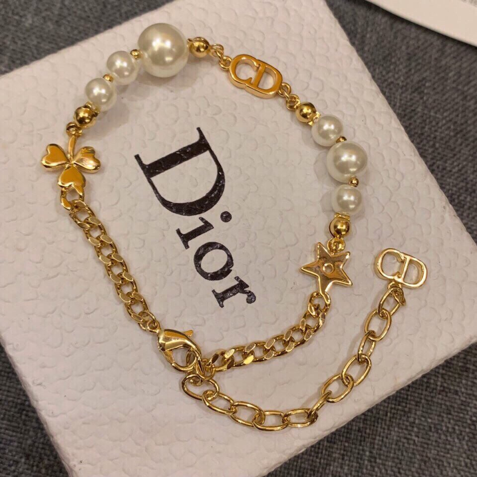 18K Petie Dior Pearls Bracelet