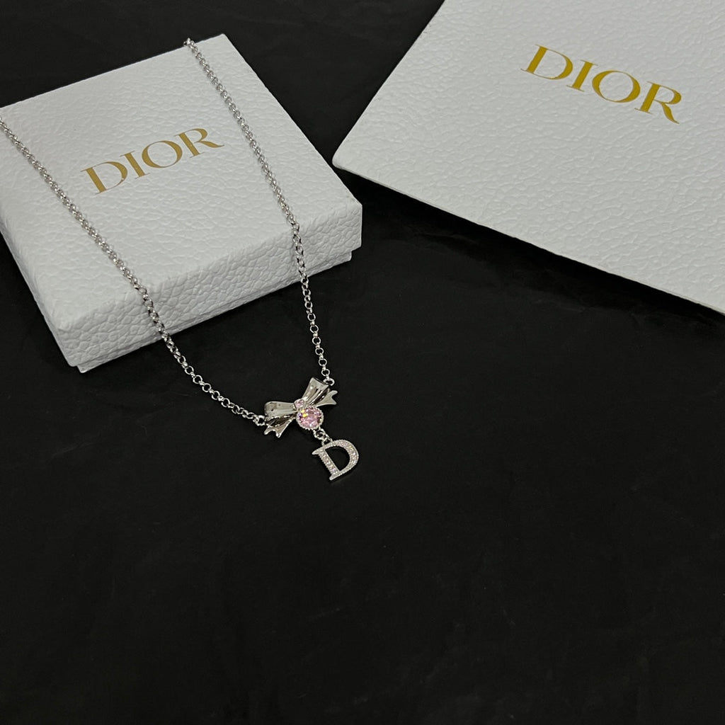 18K Dior Bowknot Vintage Necklace