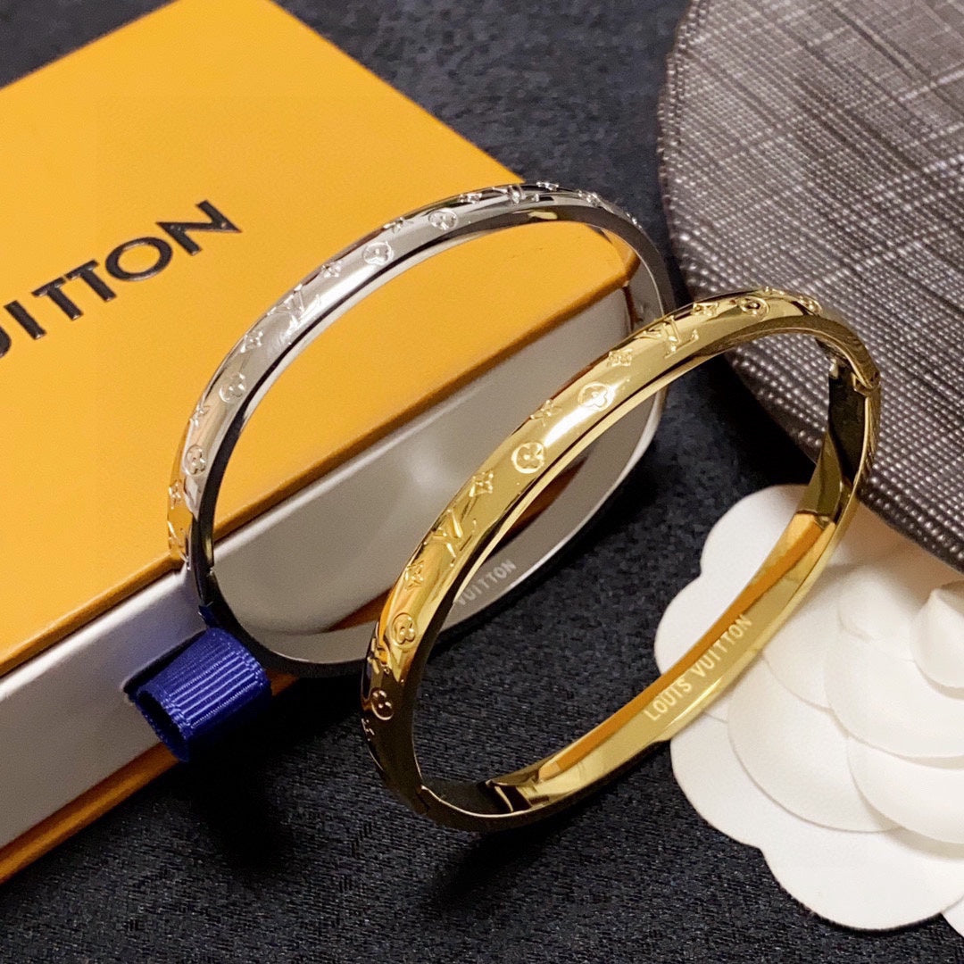 18K Louis Vuitton Monogram Bracelet