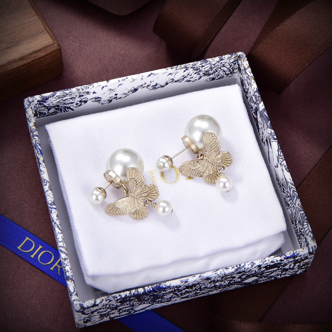 18K Dior Tribales Pearl Earrings