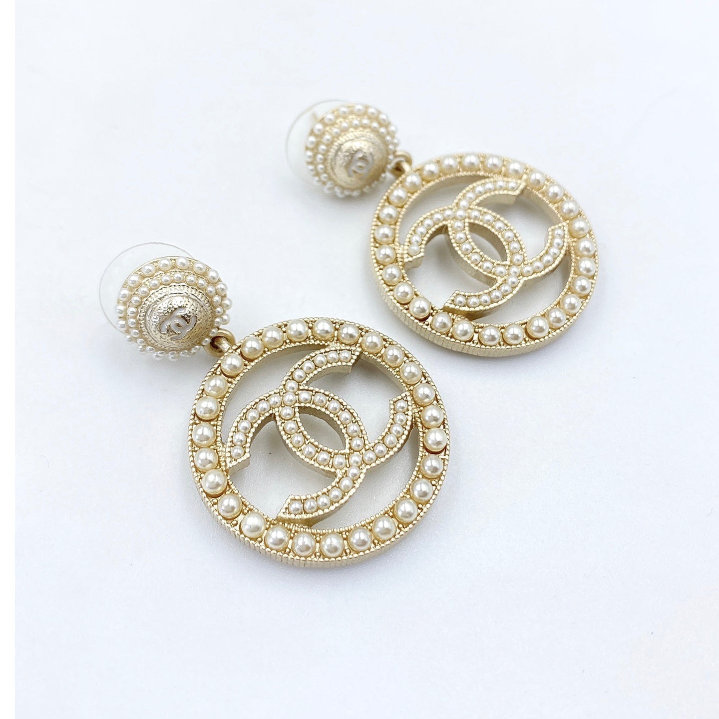 18K  Chanel Pearl Earrings