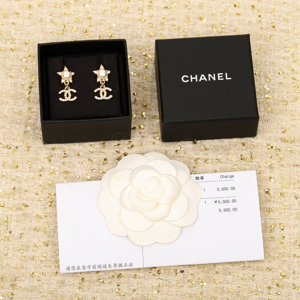 18K  Chanel Star Crystals Earrings