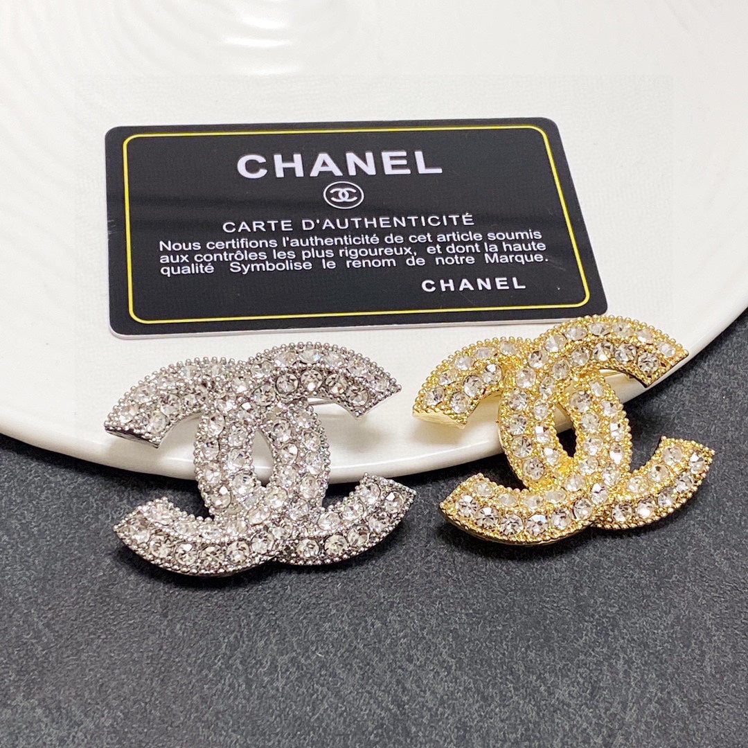 18K  Chanel Diamonds Brooch