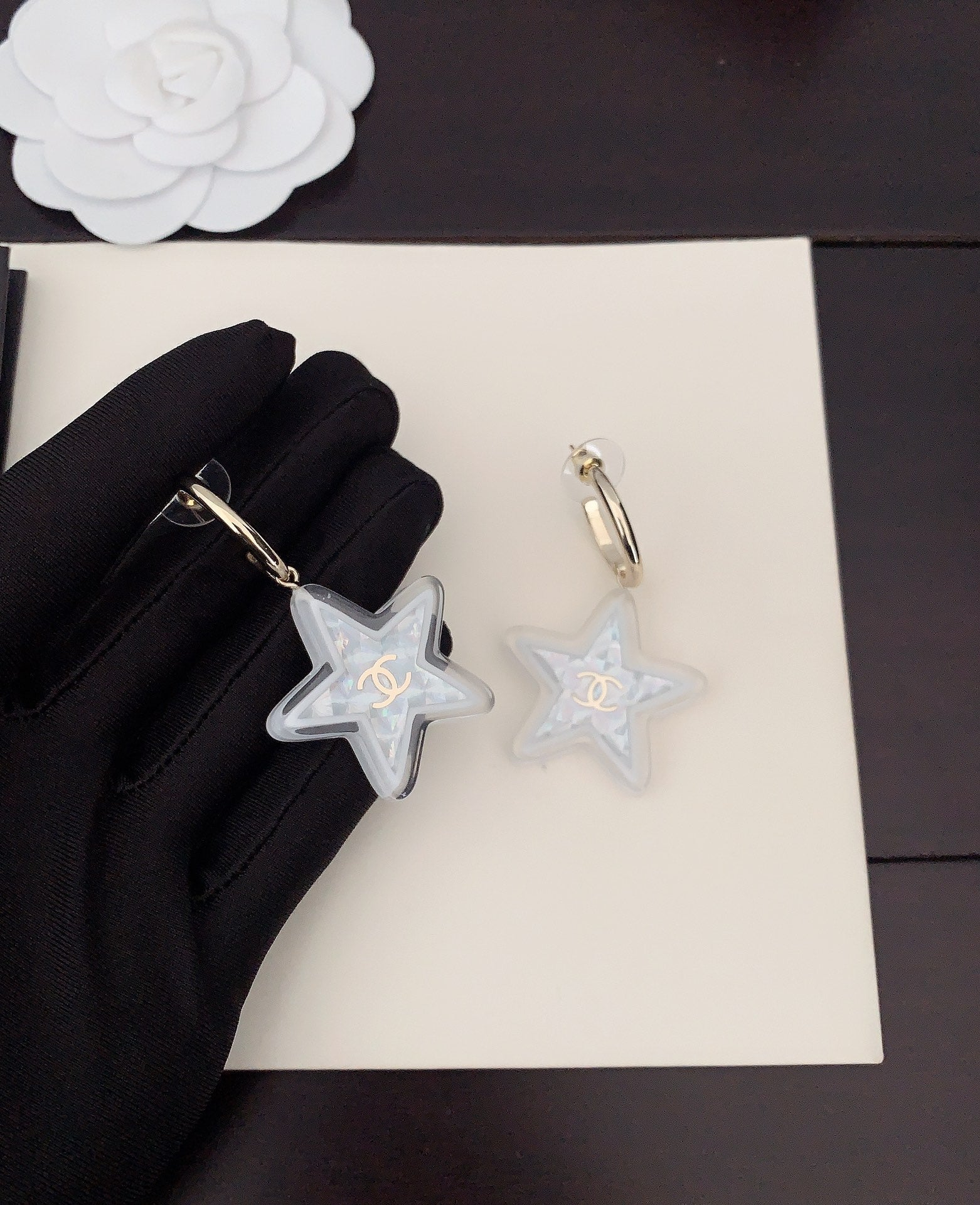 18K  Chanel Star Earrings