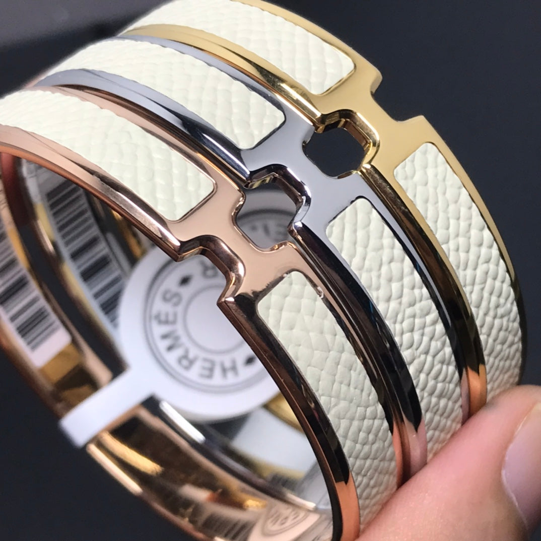 18K Olympe White Hermes Bracelet